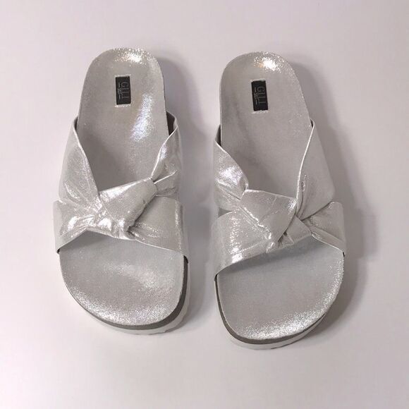 G.I.L.I. Pearlia Knotted Strap Slide Sandals - Picture 1 of 5